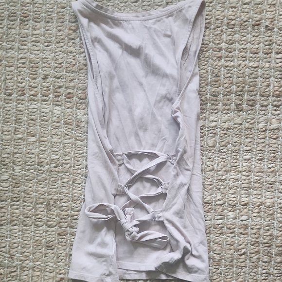 Express Fitted Gray Sleeveless Tank Top - Picture 3 of 3